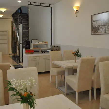 Marija M L * Belgrád