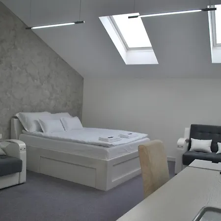 Marija M L * Belgrád