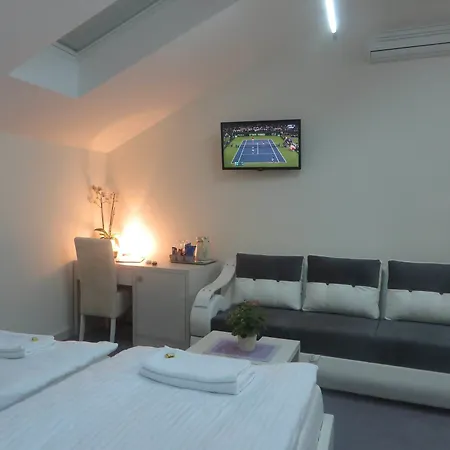 Marija M L * Belgrád