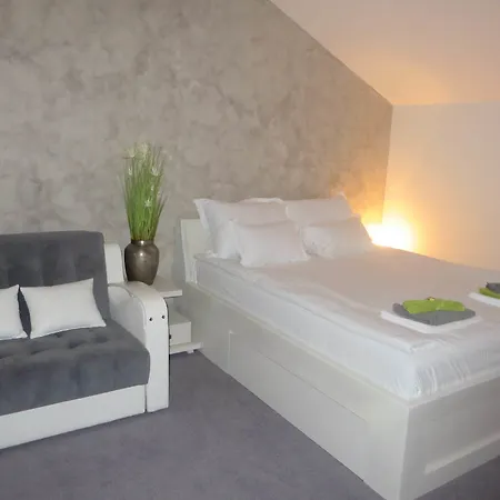 Marija M L * Belgrád